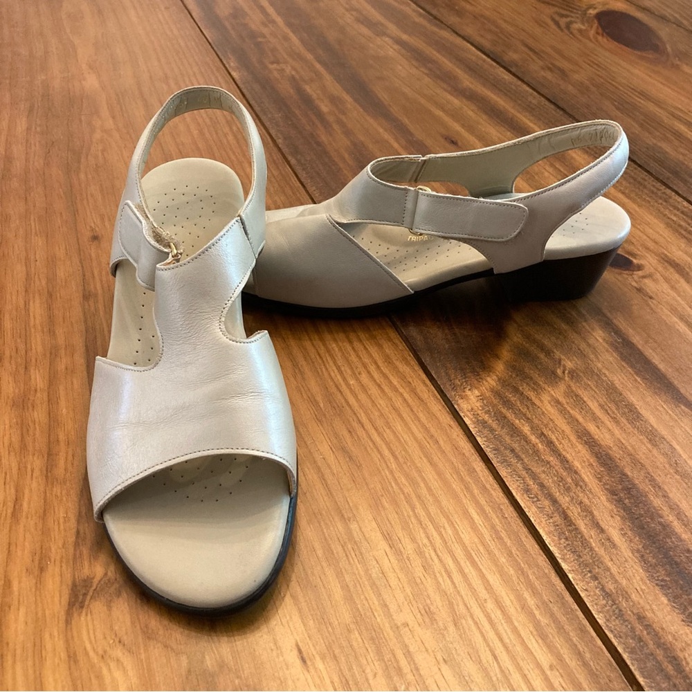 SAS Suntimer Womens 10 M White Ivory Leather Slingback Heeled Sandals